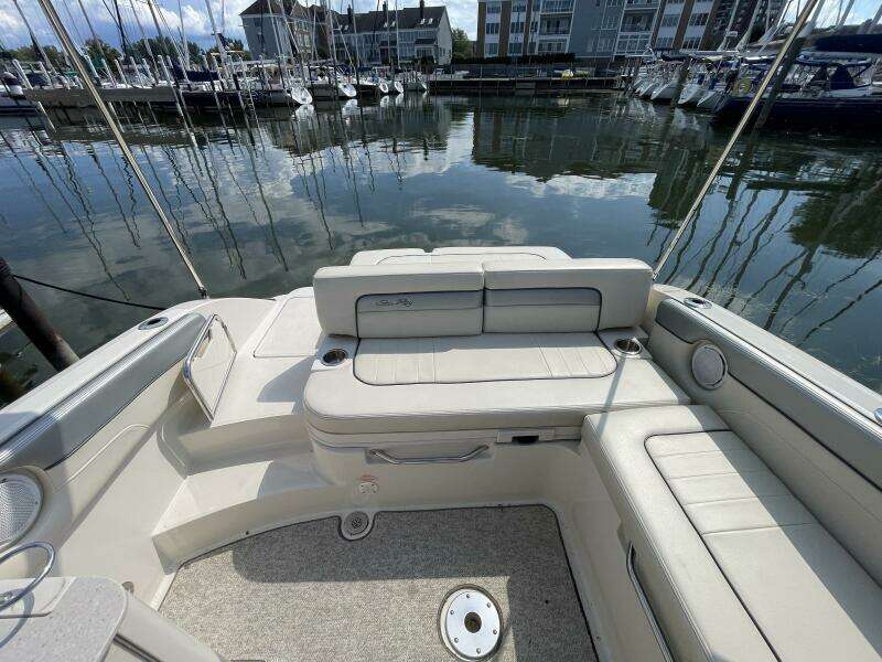 2010 Sea Ray 280 Sun Deck