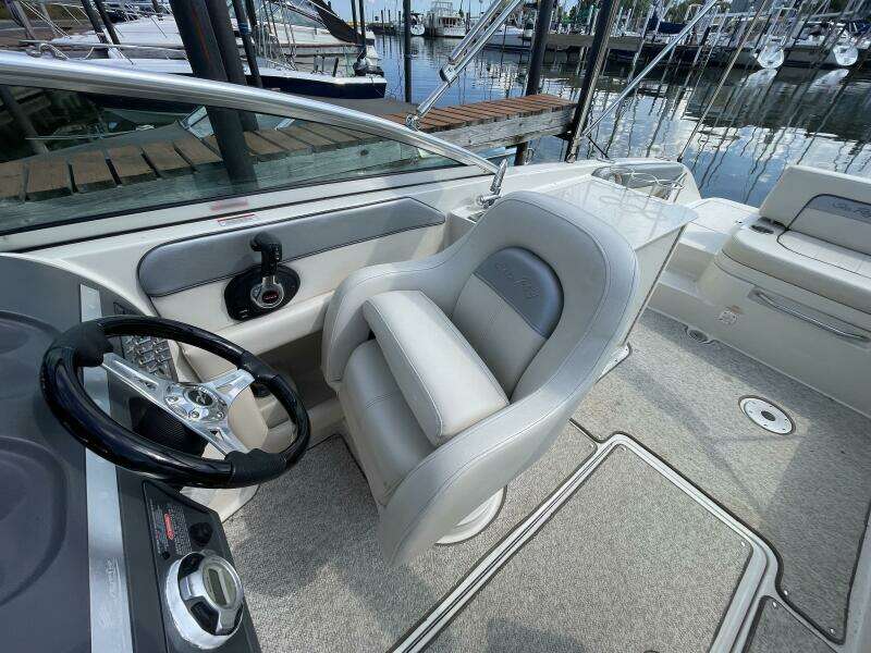 2010 Sea Ray 280 Sun Deck