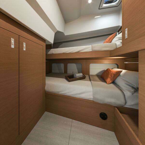 2026 Beneteau Swift Trawler 37