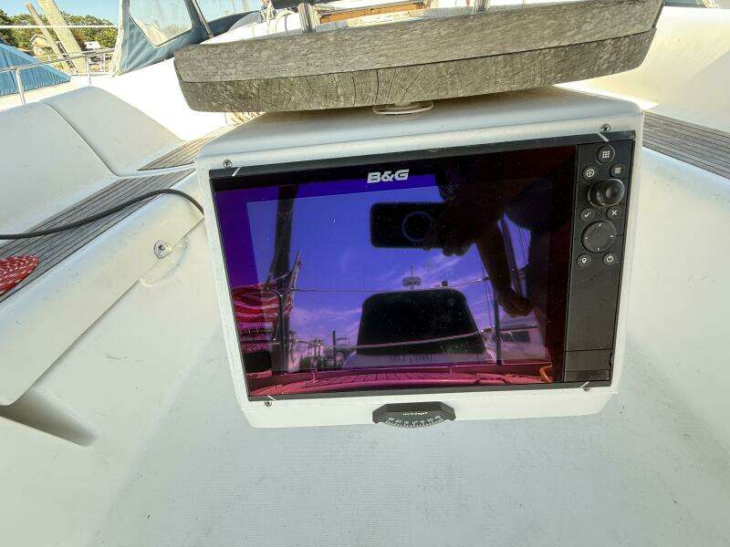 2010 Beneteau Oceanis 43