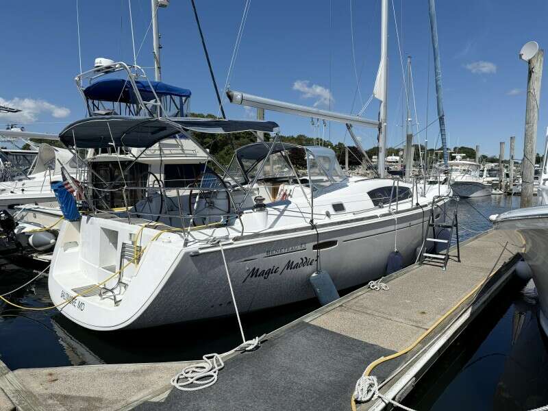 2010 Beneteau Oceanis 43