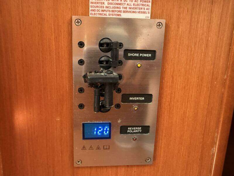 2010 Beneteau Oceanis 43