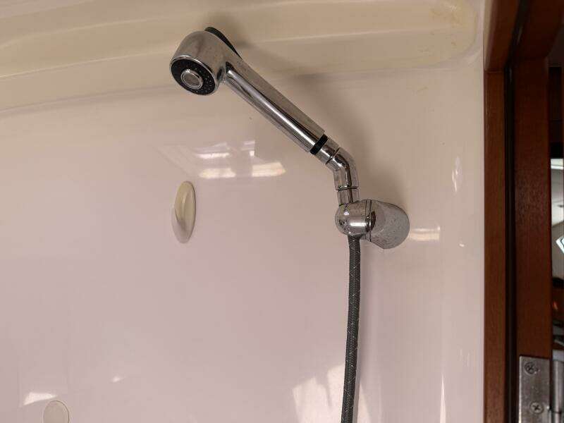 2010 Beneteau Oceanis 43