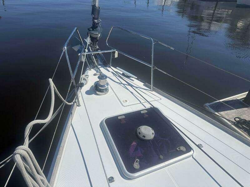 1012 SO509 Foredeck