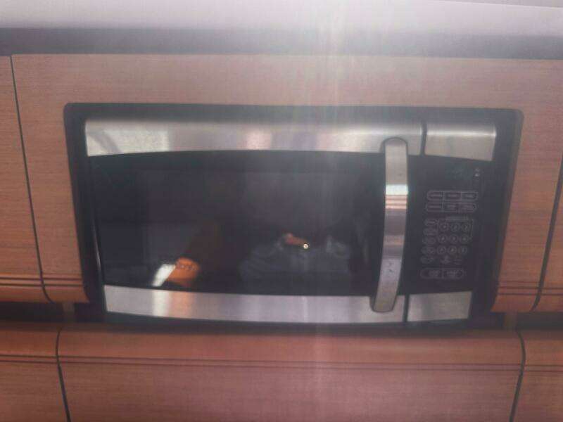 1034 SO509 Microwave 