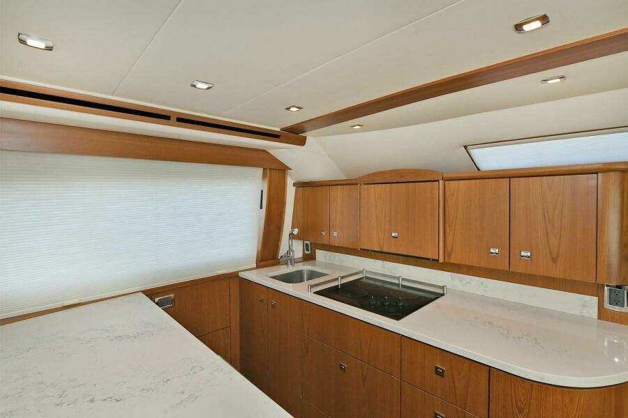 2015 Tiara Yachts 48 Convertible