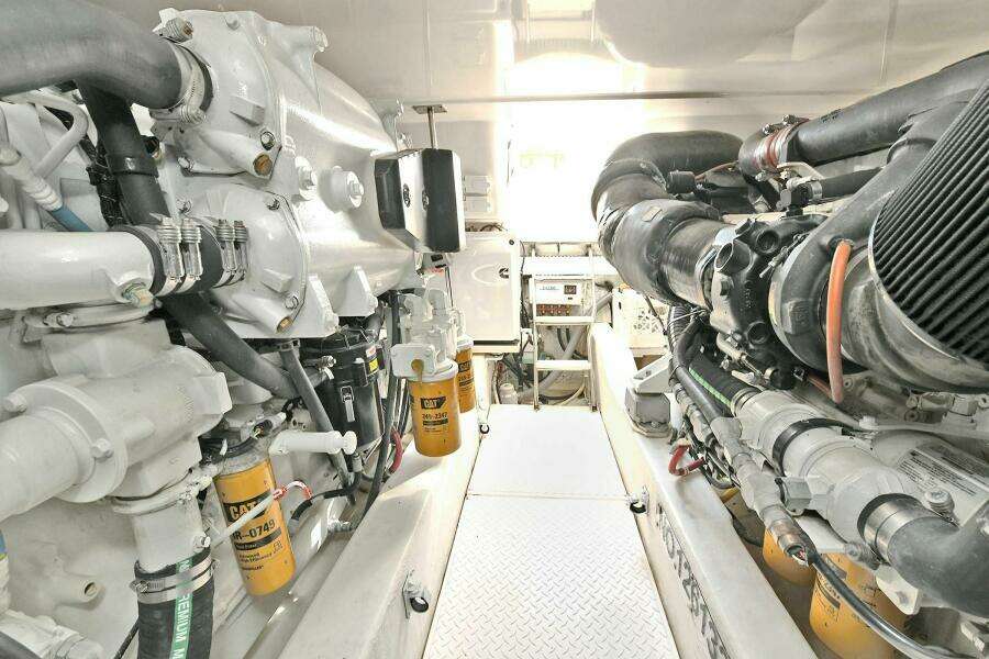 2015 Tiara Yachts 48 Convertible