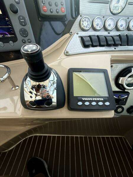 2008 Four Winns 378 Vista