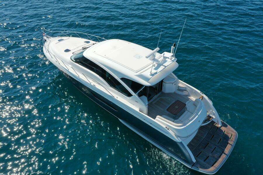 2014 Tiara Yachts 5800 Sovran