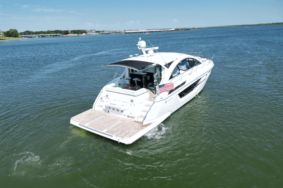 2020 Cruisers Yachts 50 CANTIUS