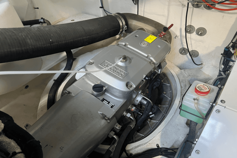 2020 Cruisers Yachts 50 CANTIUS