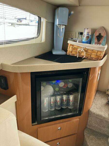 2001 Regal 3780 Commodore