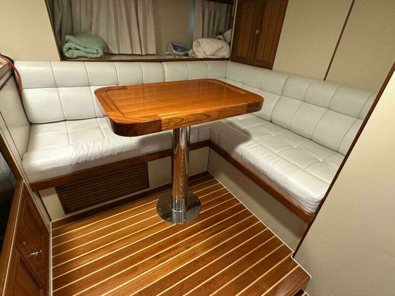 2023 Marlow Explorer 66E - CB