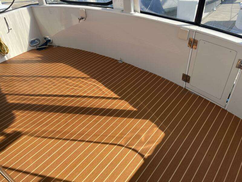 Carver 440 Aft Cabin