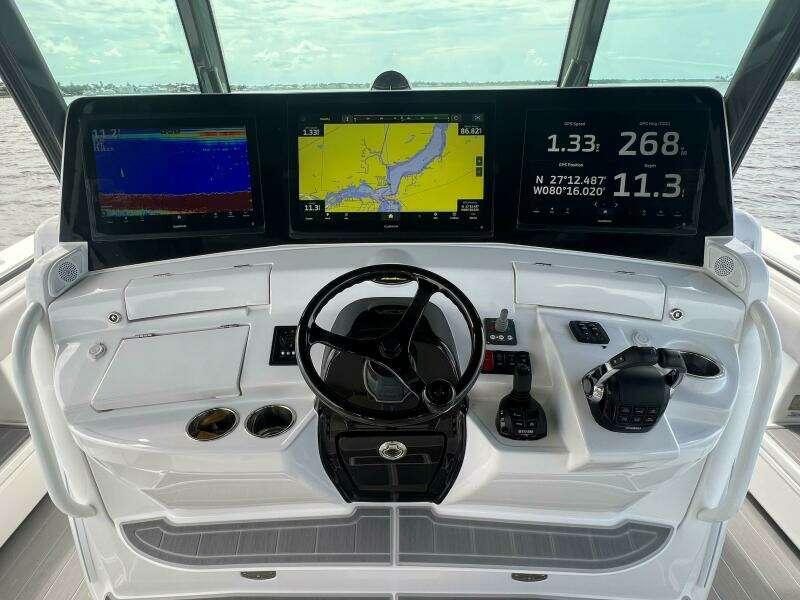 HCB 53 Title Wave - Helm