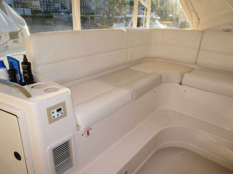 Seating Helm Deck To Port