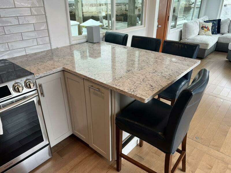 1981 Sumerset Houseboat