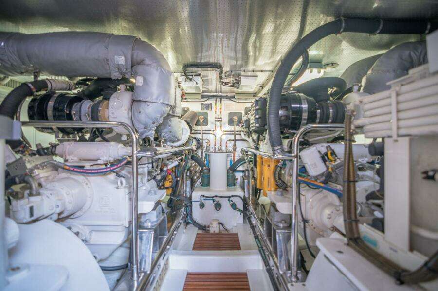 2008 Marlow Explorer 70E