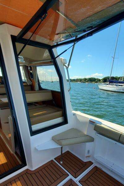 2024 Ranger Tugs R-27 LE