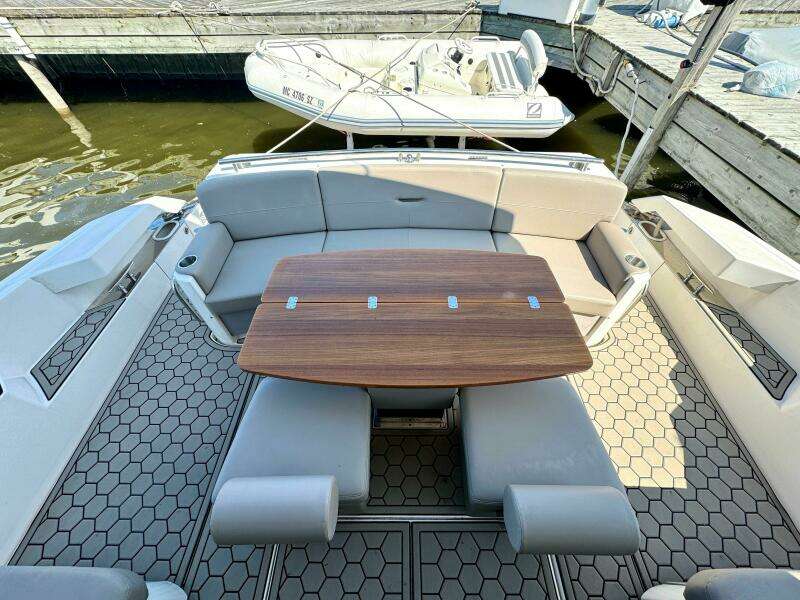 2017 Tiara Yachts 53 Coupe