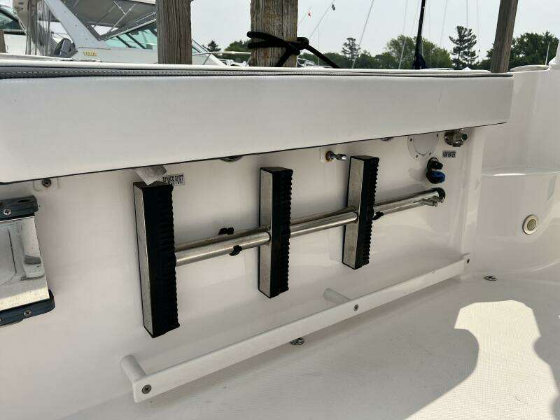 2012 Everglades 350 LX