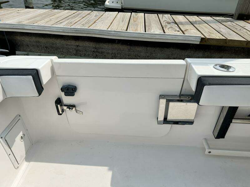 2012 Everglades 350 LX