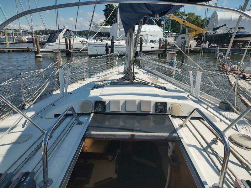 1987 Hunter 37 Legend