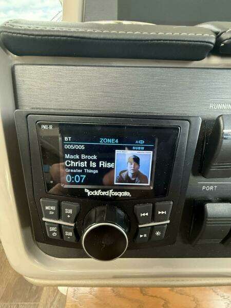 2018 Sea Ray 460 Sundancer