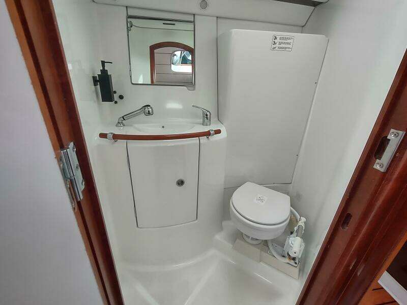 2004 Beneteau 393