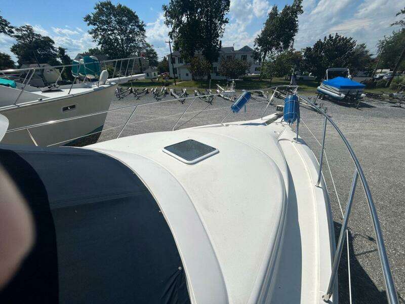 2000 Silverton 352 Motor Yacht