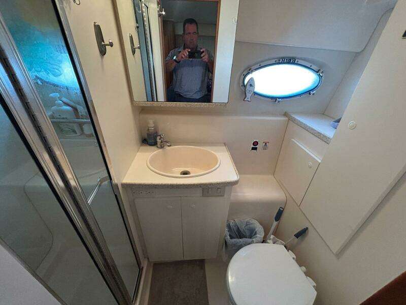 2000 Silverton 352 Motor Yacht