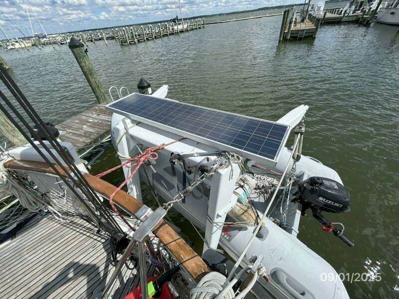 40' Nauticat aft solar panel