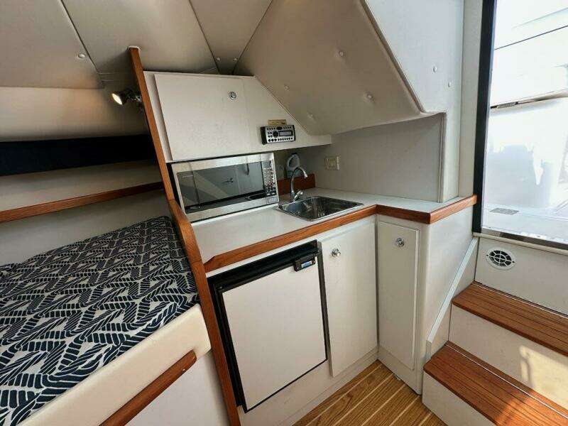 2006 Tiara Yachts 29 Coronet