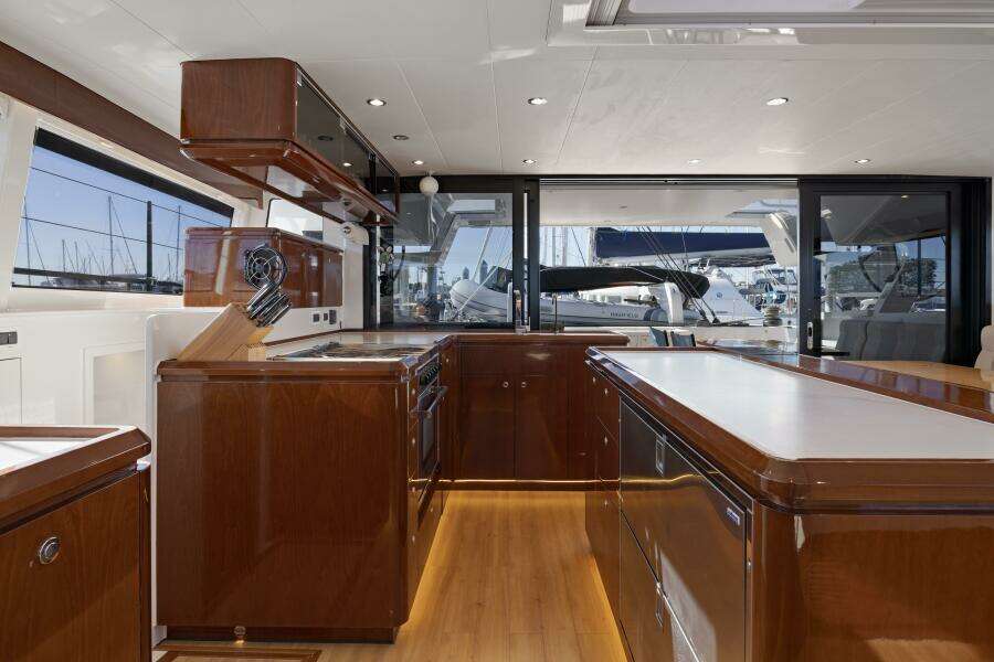 2019 HH Catamarans 55