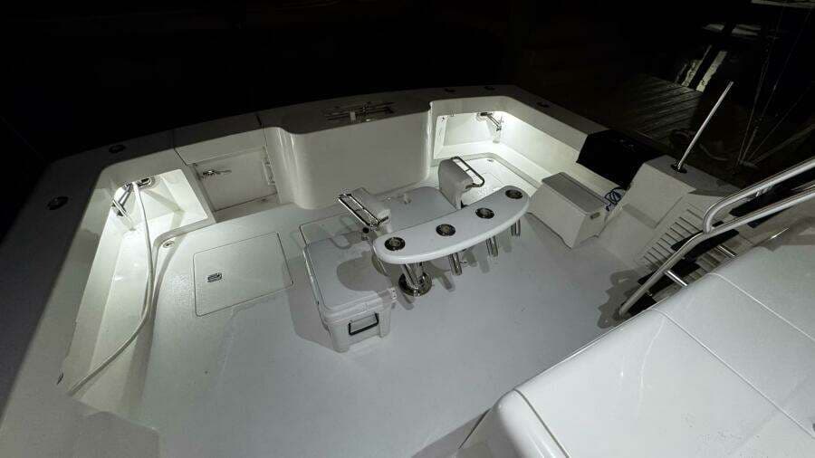 2002 Cavileer 48 Flybridge Sportfisherman