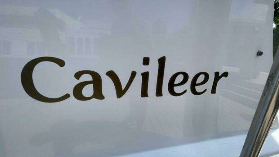 2002 Cavileer 48 Flybridge Sportfisherman