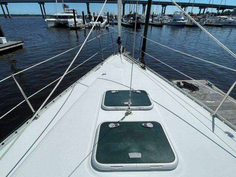 2001 Beneteau 361