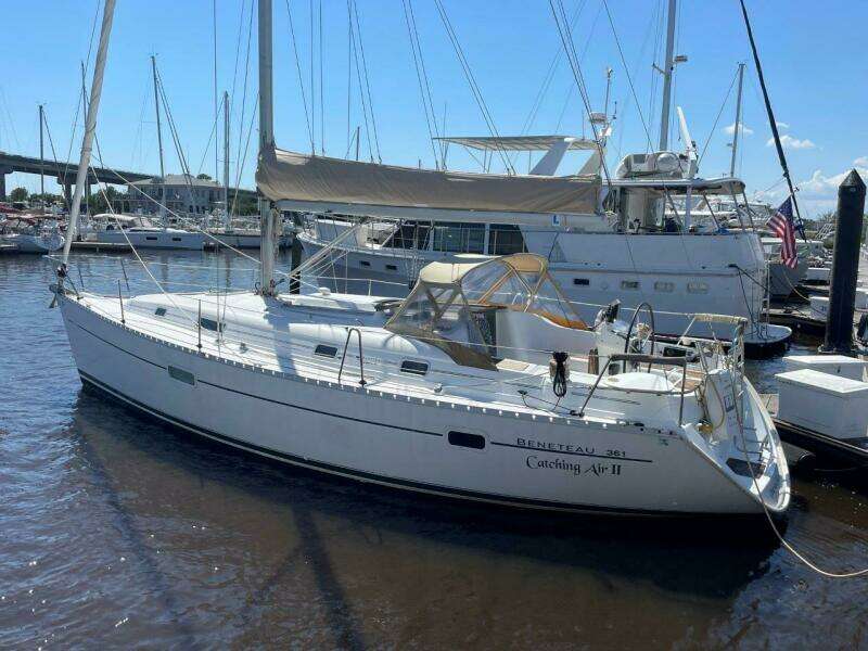 2001 Beneteau 361