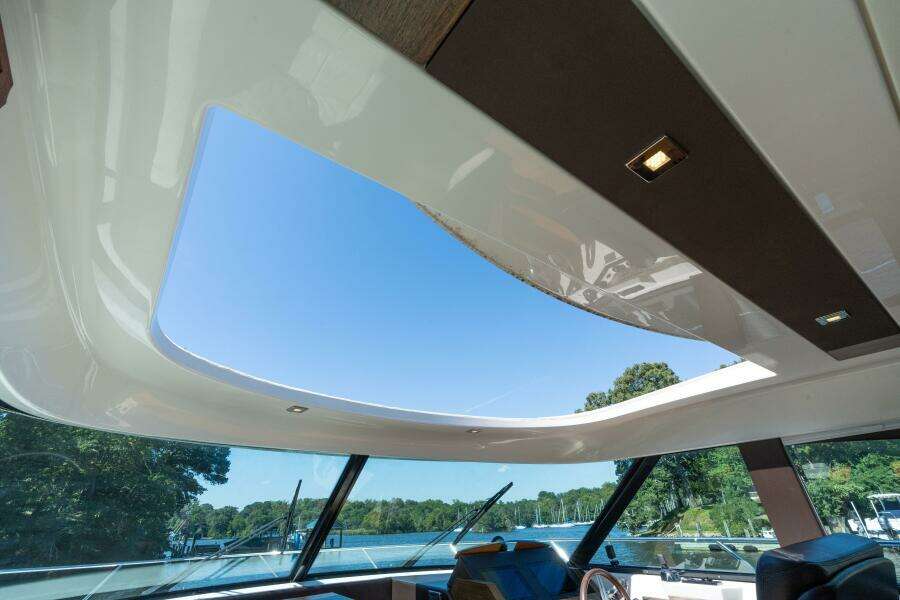 2015 Tiara Yachts 44 Coupe