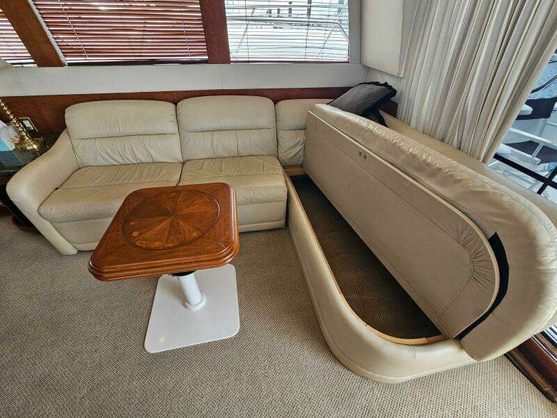 1999 Carver 530 Voyager Pilothouse