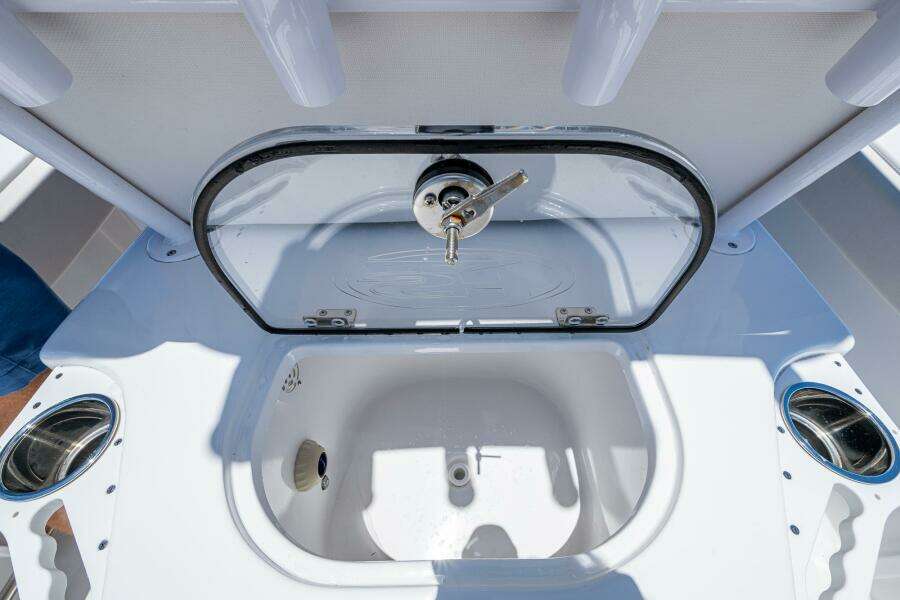 2024 Sea Hunt 239 SE