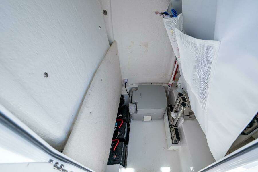 2024 Sea Hunt 239 SE