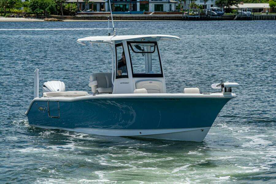 2024 Sea Hunt 239 SE