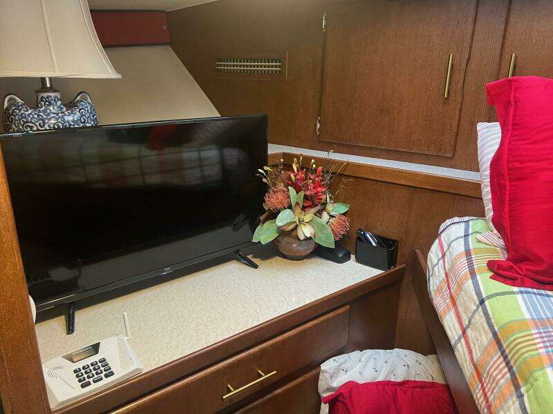 1988 Hatteras Motor Yacht