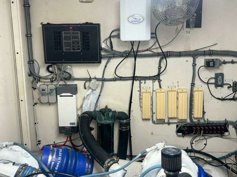 1988 Hatteras Motor Yacht