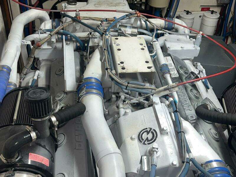 1988 Hatteras Motor Yacht