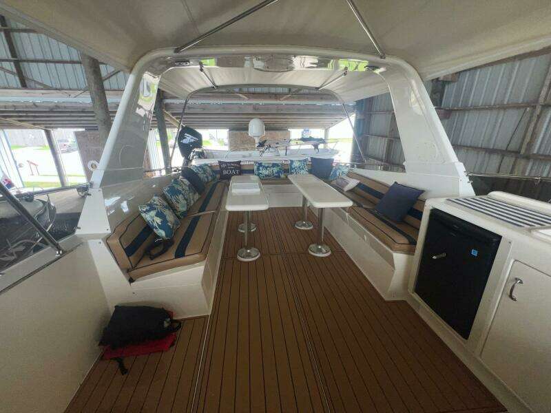 1988 Hatteras Motor Yacht