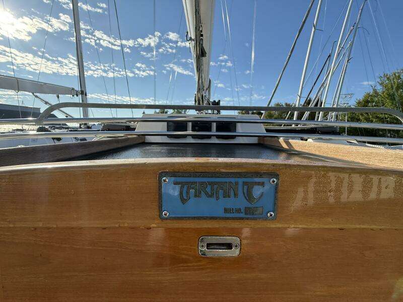 2011 Tartan 47 Glory Tartan plaque