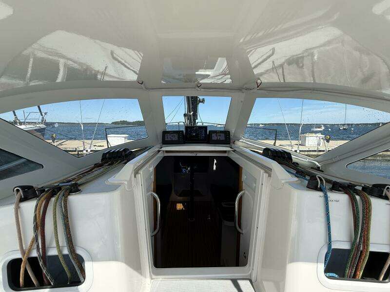 2018 J/121 Alchemy companionway