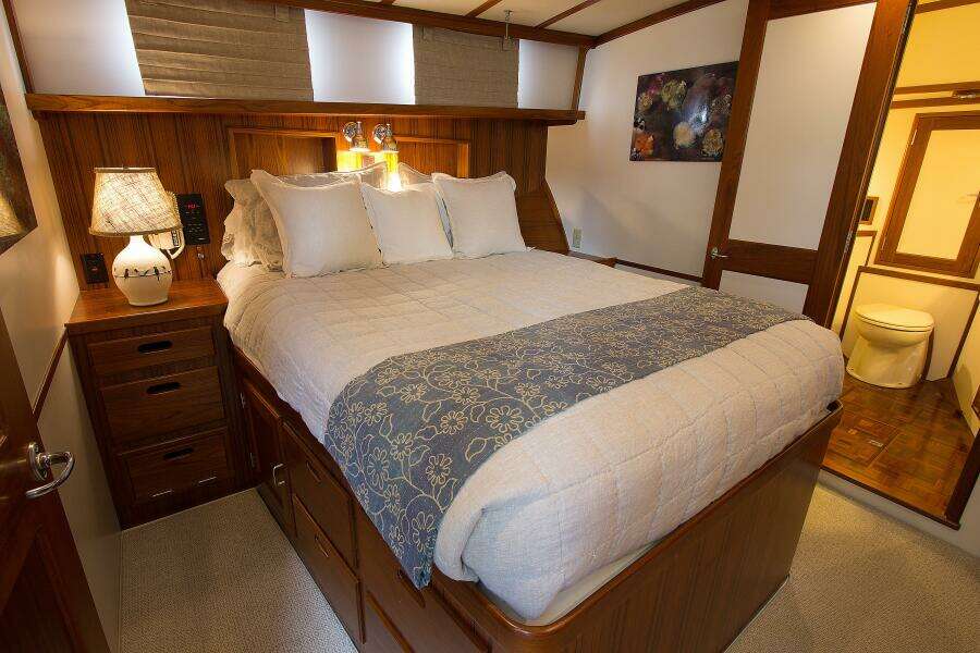 2004 Dettling Express Cruiser